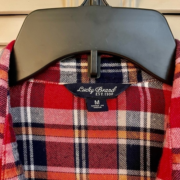LUCKY BRAND, LONG SLEEVE, RED PLAID, BUTTON DOWN SHIRT. 100% RAYON. SIZE M. - Picture 3 of 6
